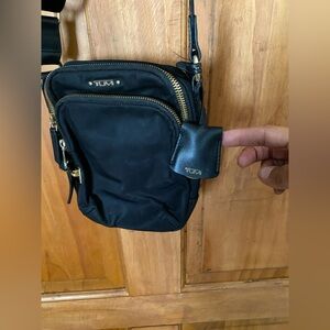 Tumi Voyageur Ruma Crossbody Bag in black